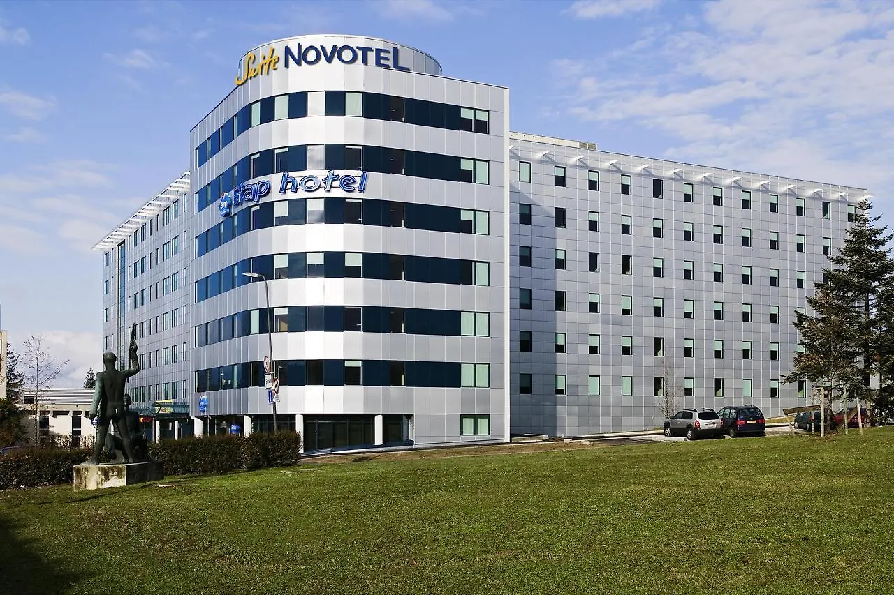 Novotel Suites Geneve Aeroport Vernier 4*,