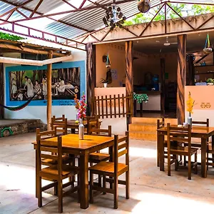 https://camping-yaxche-centro.quintano-roohotels.com