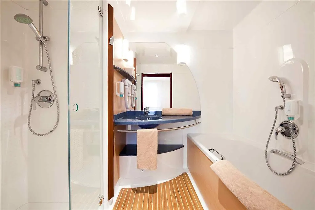 **** Hotel Novotel Suites Genève Aéroport Vernier Suiza
