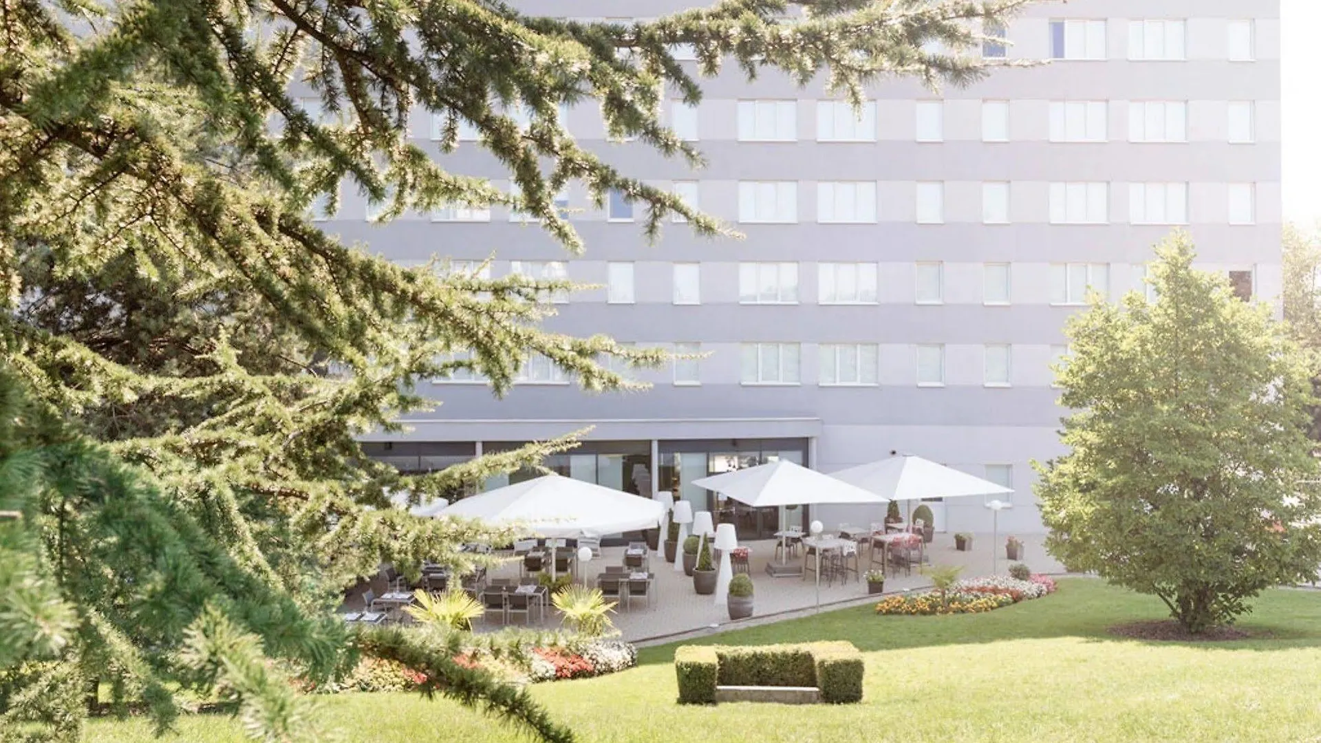 **** Hotel Novotel Suites Genève Aéroport Vernier Suiza